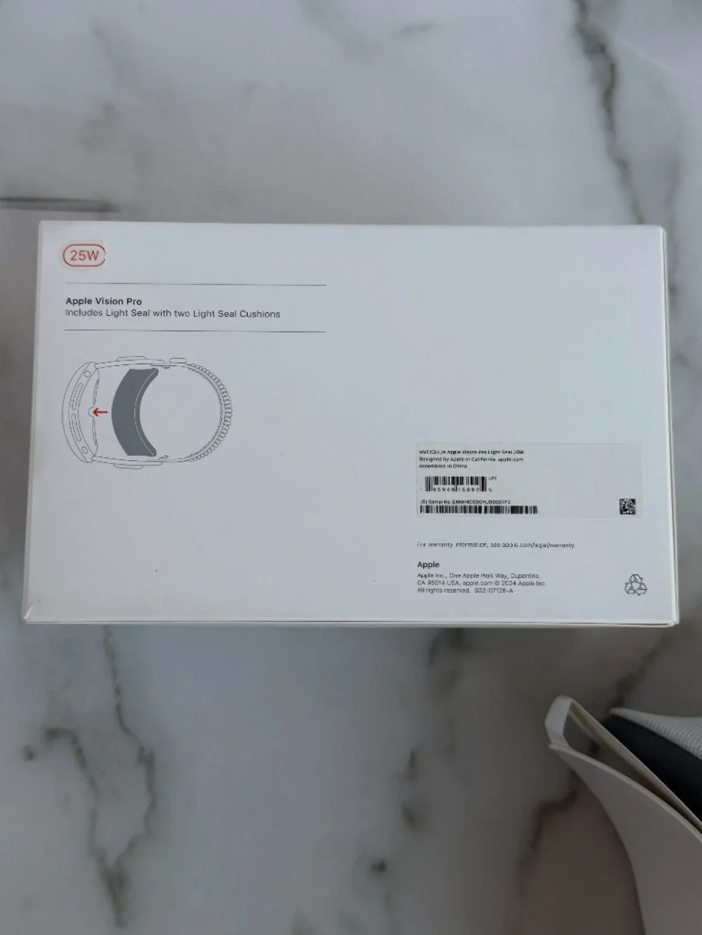 Apple Vision Pro Light Seal 25W with W Cushion & Original Box NEW